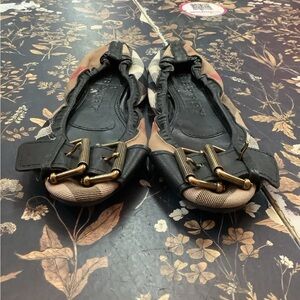 Burberry Black and Tan Flats with Gold Buckle
